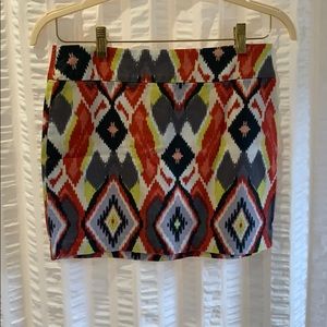 Forever 21 geometric mini skirt Lg